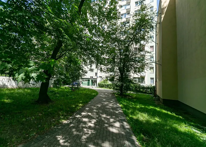 Saska Kepa - Better شقة